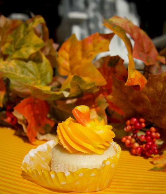 Candy Corn Swirl (Halloween) / 2 Dozen