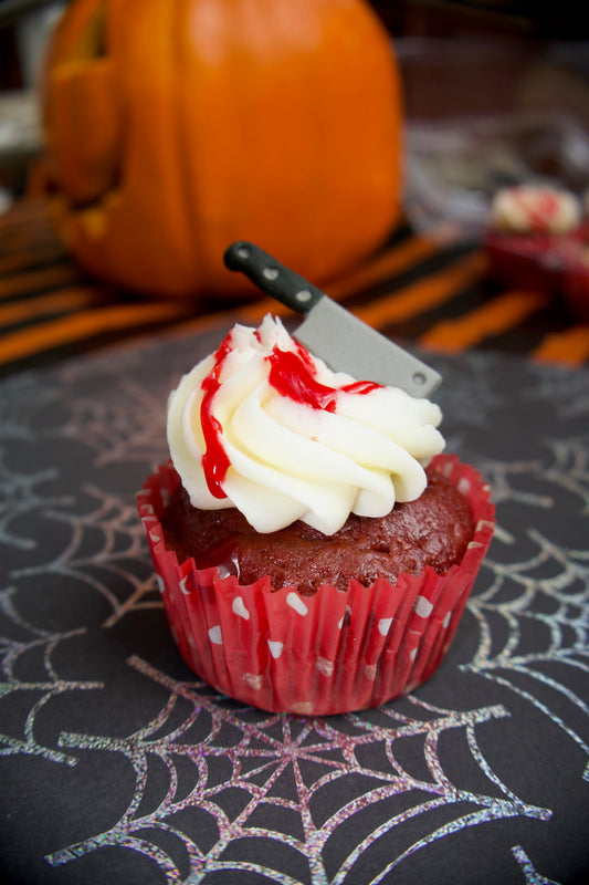 Blood Velvet  (Halloween) / 2 Dozen